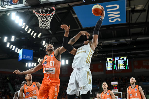 的大比分击 的大比分击