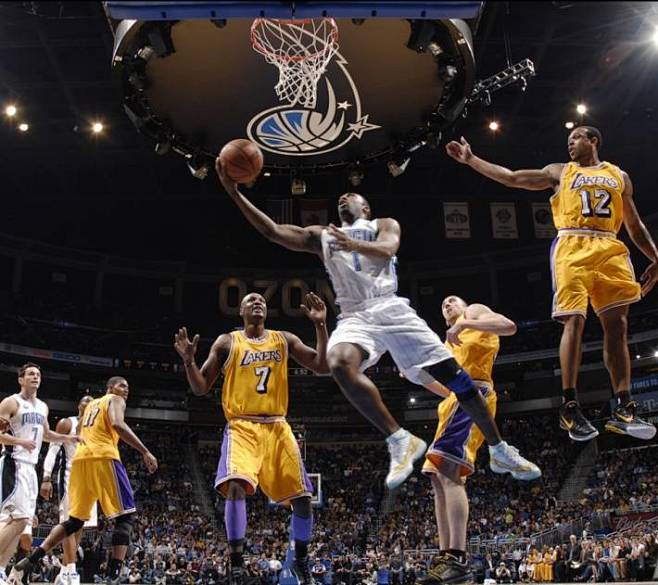 的表现无需 的表现无需