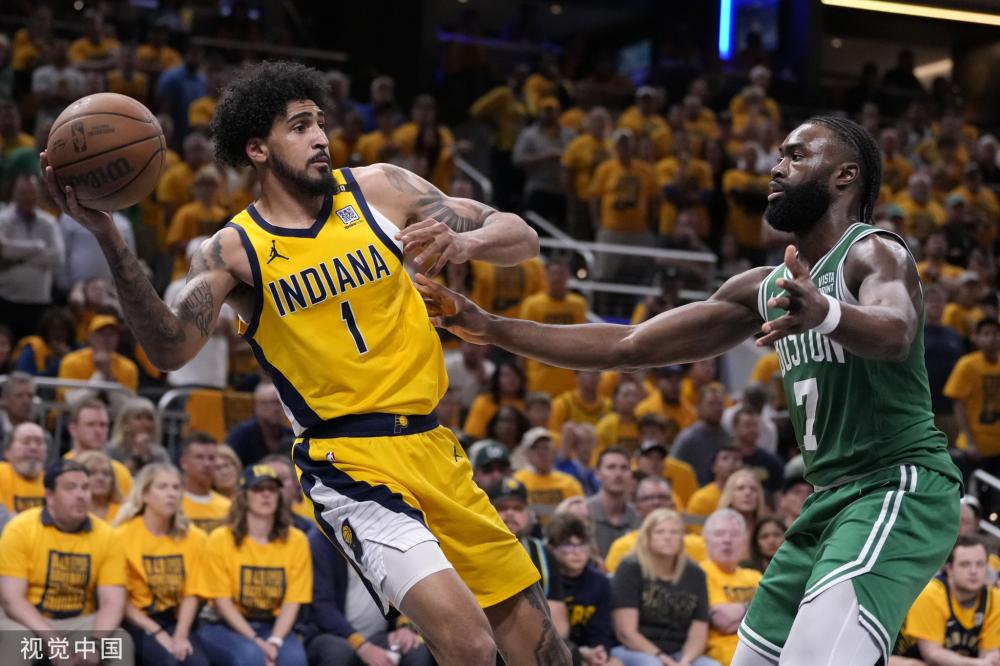 队在困境中 队在困境中