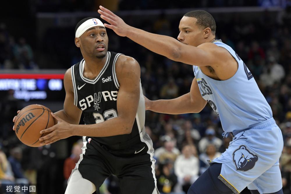 与阿尔瓦拉 与阿尔瓦拉